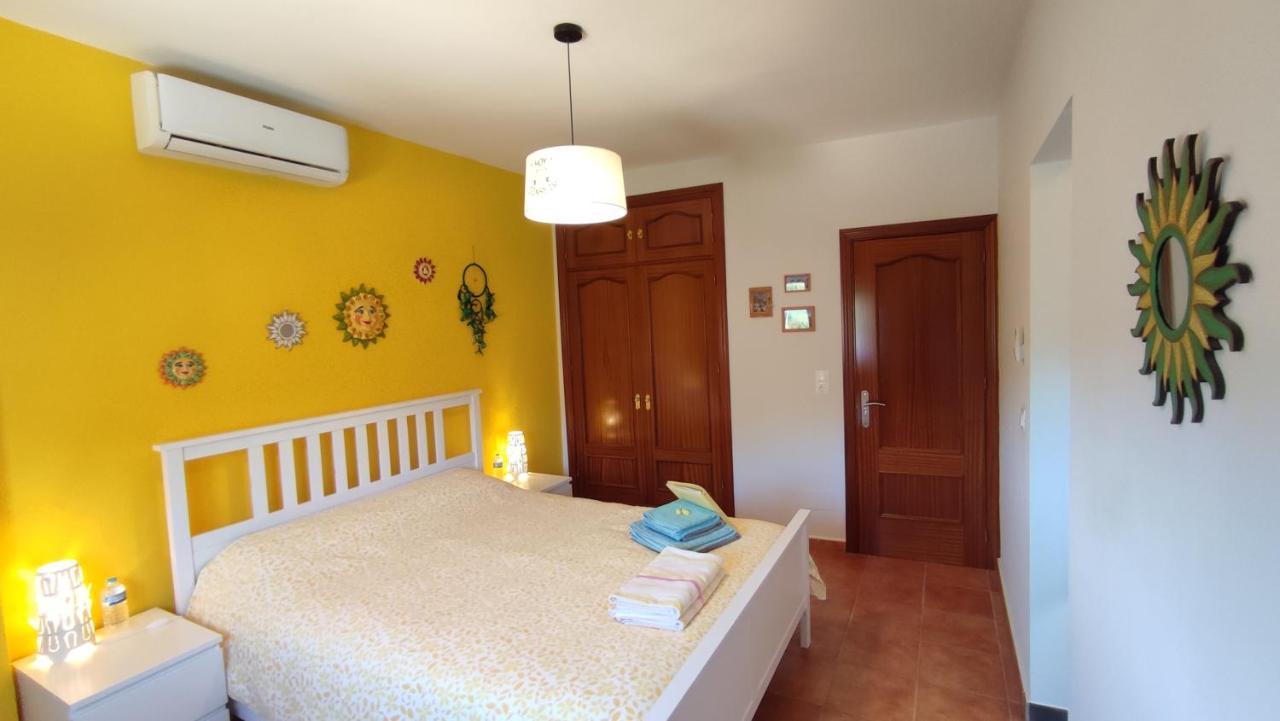 B&B Casa El Corasueno Almogia Bagian luar foto